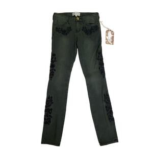 Band Of Gypsies Embroidered Women’s Jeans